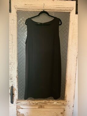 Talbots Black Sleeveless Shift Dress